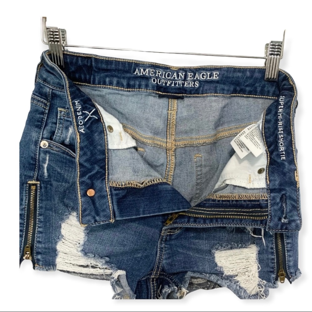 American Eagle Outfitters Super Hi-Rise Shortie with Side Zip Size 6 - Picture 1 of 6